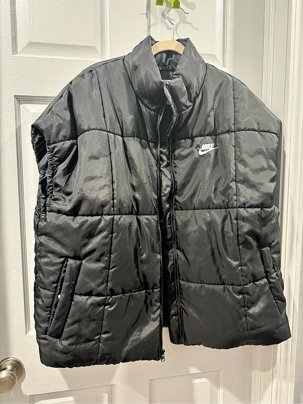 Nike Therma-FIT Black Puffer Jacket